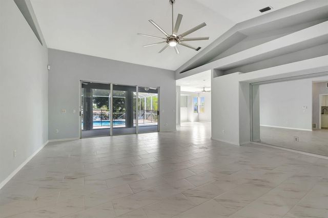 2704 SE Eagle Drive, Port St. Lucie, FL 34984