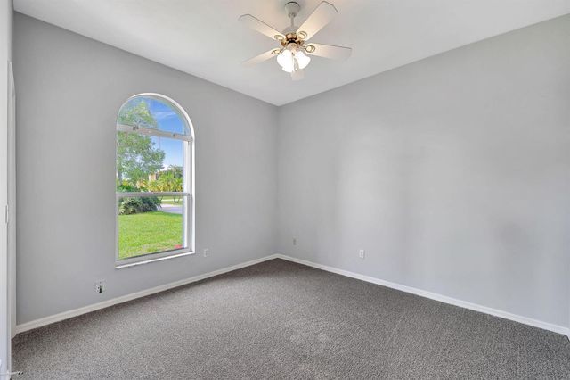 2704 SE Eagle Drive, Port St. Lucie, FL 34984