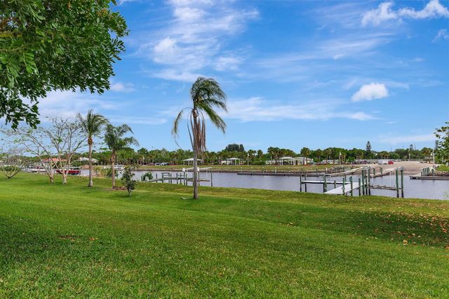 2704 SE Eagle Drive, Port St. Lucie, FL 34984