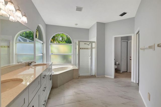 2704 SE Eagle Drive, Port St. Lucie, FL 34984