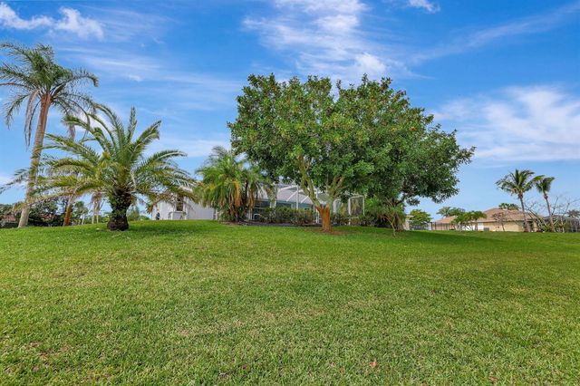 2704 SE Eagle Drive, Port St. Lucie, FL 34984