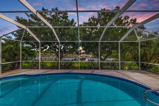 2704 SE Eagle Drive, Port St. Lucie, FL 34984