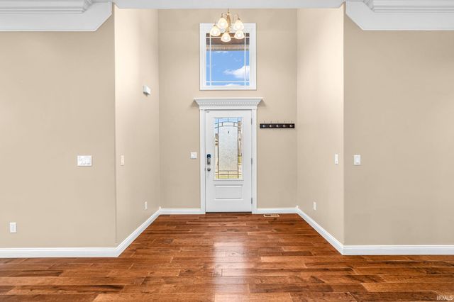 2565 Coneflower Court, Columbus, IN 47201