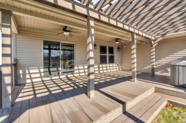 2565 Coneflower Court, Columbus, IN 47201