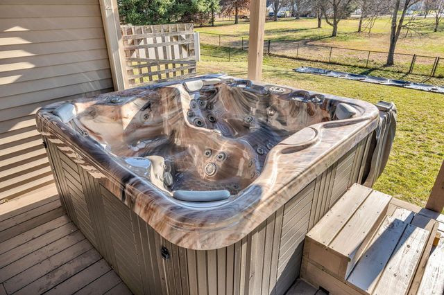 2565 Coneflower Court, Columbus, IN 47201