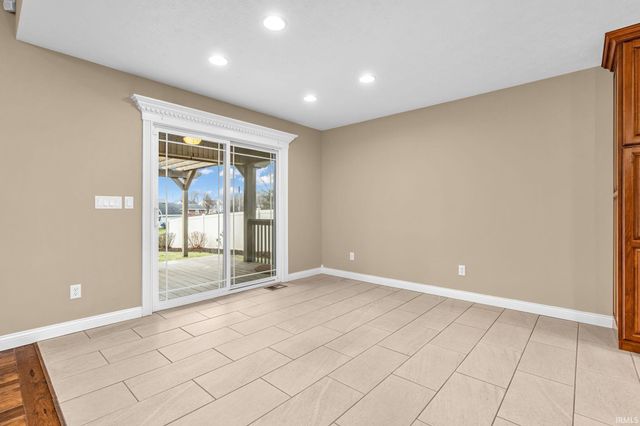 2565 Coneflower Court, Columbus, IN 47201