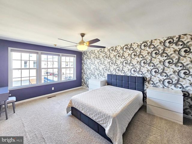 42770 HAY RD, Ashburn, VA 20147