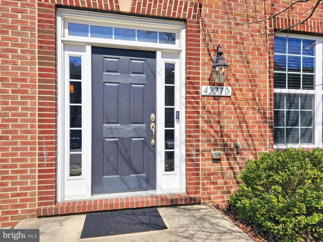 42770 HAY RD, Ashburn, VA 20147