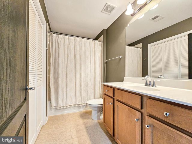 42770 HAY RD, Ashburn, VA 20147