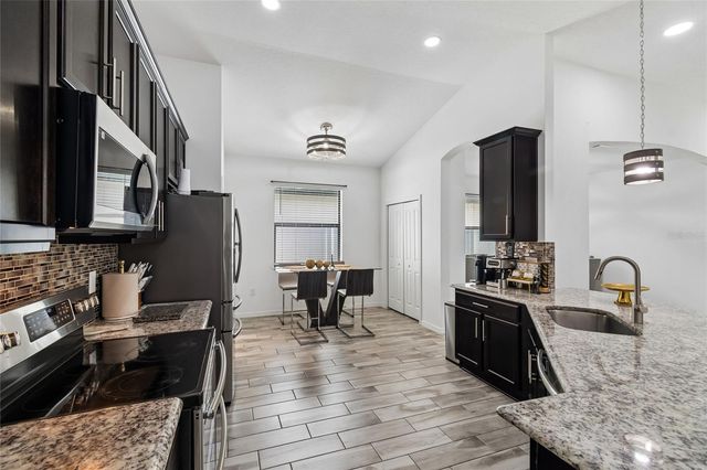 943 OLD WINDSOR WAY, Spring Hill, FL 34609