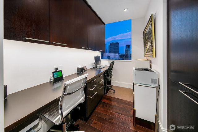 1521 2nd Avenue #1801, Seattle, WA 98101