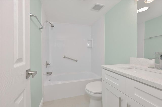 812 BAHIA DEL SOL DRIVE A, Ruskin, FL 33570