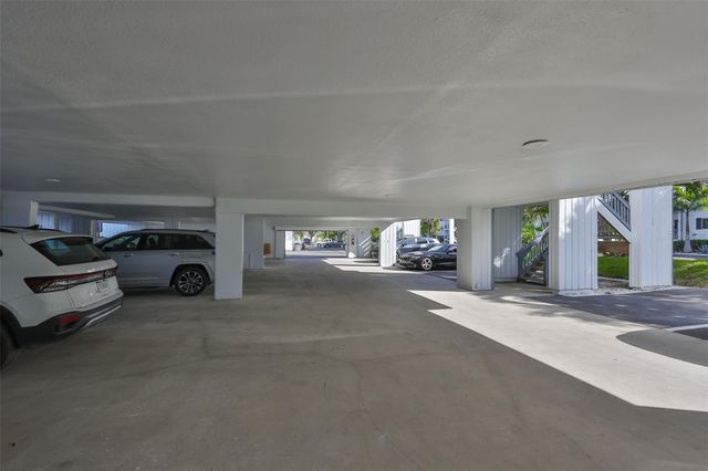 812 BAHIA DEL SOL DRIVE A, Ruskin, FL 33570