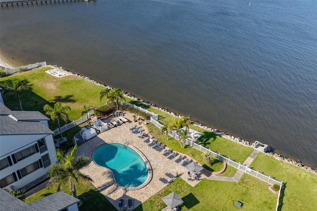 812 BAHIA DEL SOL DRIVE A, Ruskin, FL 33570