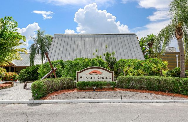 812 BAHIA DEL SOL DRIVE A, Ruskin, FL 33570