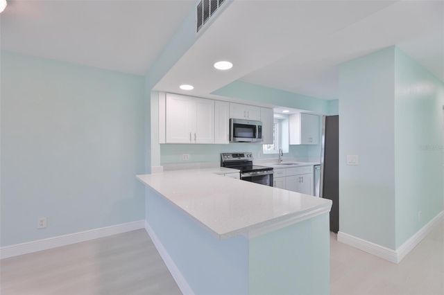 812 BAHIA DEL SOL DRIVE A, Ruskin, FL 33570