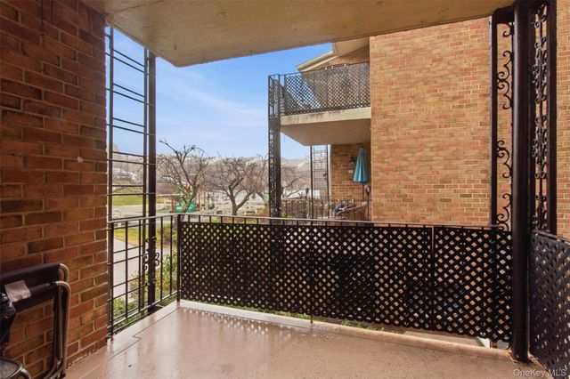 100 Gateway Road 192N, Yonkers, NY 10703