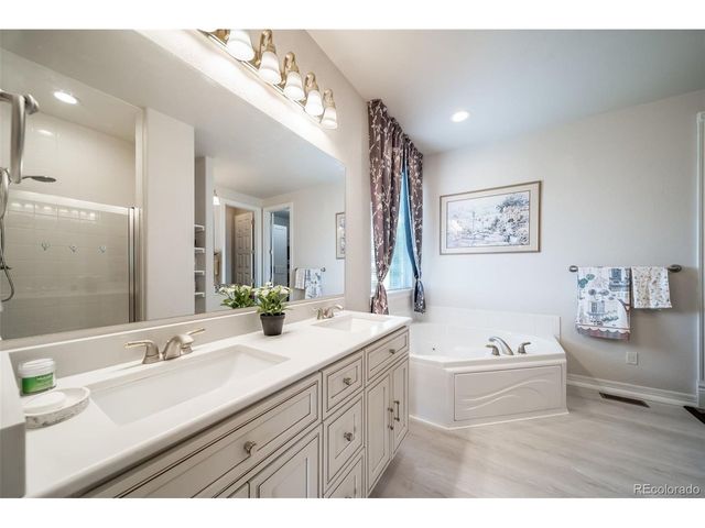 9225 W Quarles Pl, Littleton, CO 80128