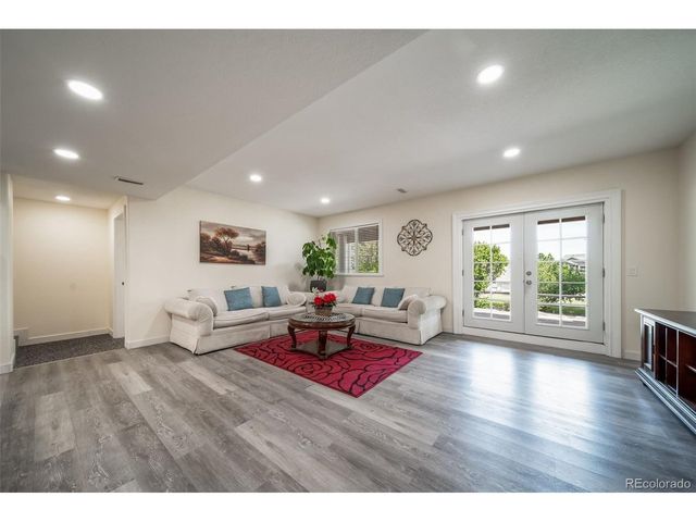 9225 W Quarles Pl, Littleton, CO 80128