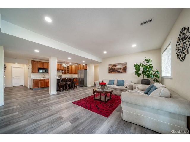 9225 W Quarles Pl, Littleton, CO 80128
