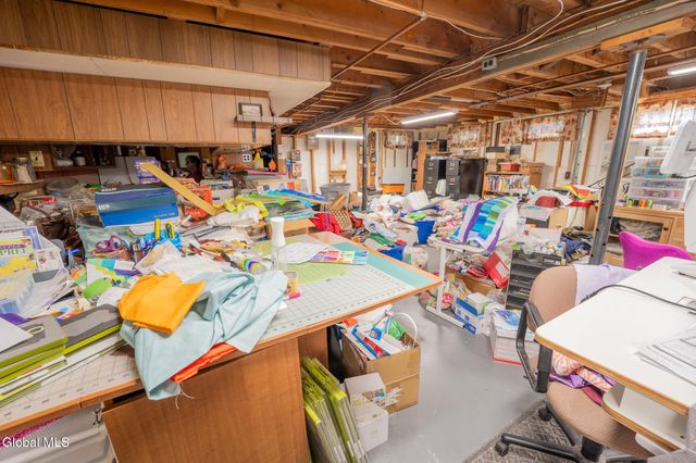 192 2nd Ave Extension, Gloversville, NY 12078