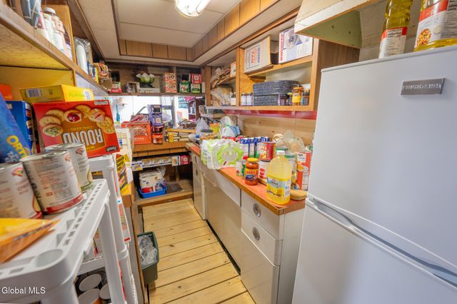 192 2nd Ave Extension, Gloversville, NY 12078