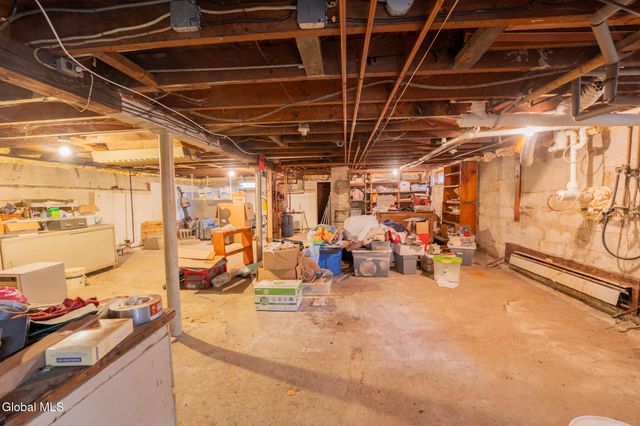 192 2nd Ave Extension, Gloversville, NY 12078