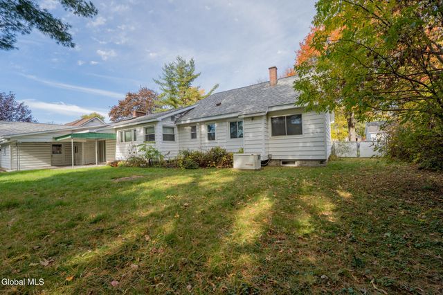 192 2nd Ave Extension, Gloversville, NY 12078