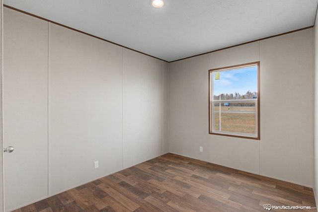189 Shady Springs Drive, Runaway Bay, TX 76246