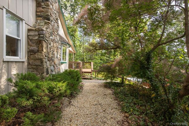 56 Bluff Avenue, Greenwood Lake, NY 10925