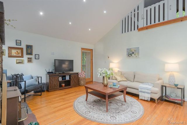 56 Bluff Avenue, Greenwood Lake, NY 10925