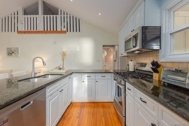 56 Bluff Avenue, Greenwood Lake, NY 10925