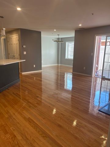 7 Conant 19, Winchester, MA 01890