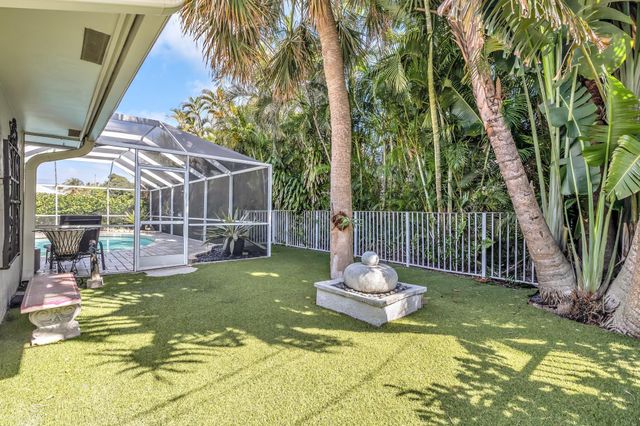 1080 Walnut Terrace, Boca Raton, FL 33486