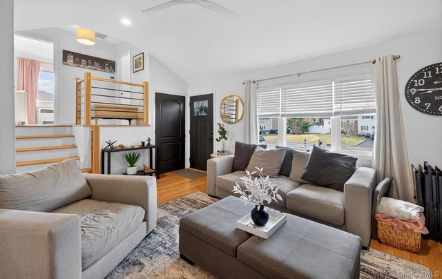 175 Evergreen Avenue, Smithtown, NY 11787