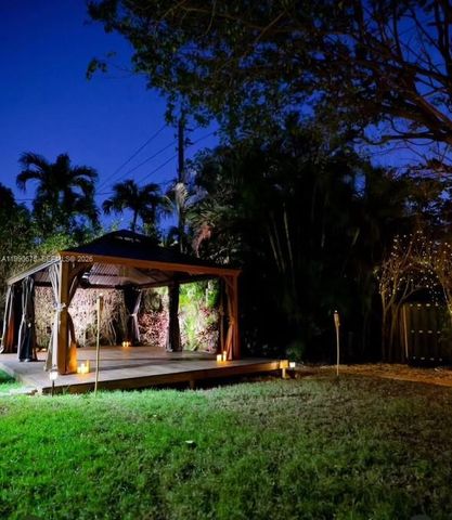 1612 Funston St, Hollywood, FL 33020