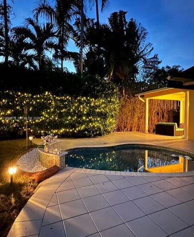 1612 Funston St, Hollywood, FL 33020