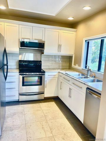 3570 1st Ave 3, San Diego, CA 92103