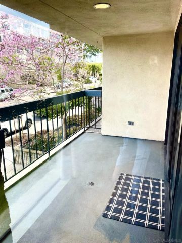 3570 1st Ave 3, San Diego, CA 92103