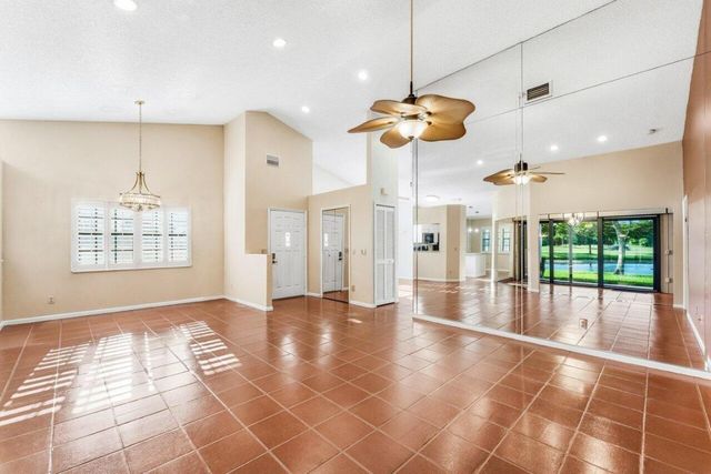 8262 Mooring Circle, Boynton Beach, FL 33472
