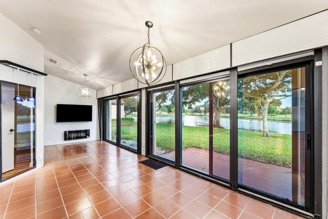 8262 Mooring Circle, Boynton Beach, FL 33472