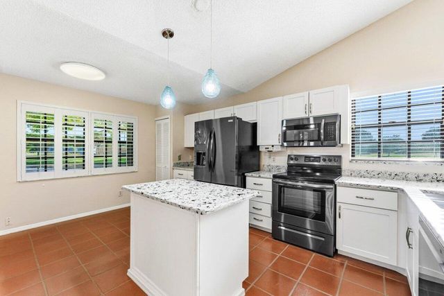 8262 Mooring Circle, Boynton Beach, FL 33472