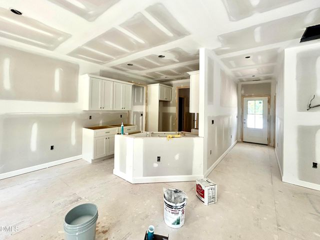 1721 Walnut Run Drive, Deep Run, NC 28525