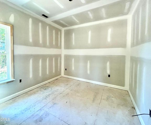 1721 Walnut Run Drive, Deep Run, NC 28525