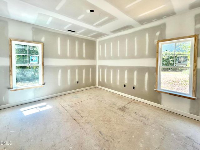 1721 Walnut Run Drive, Deep Run, NC 28525