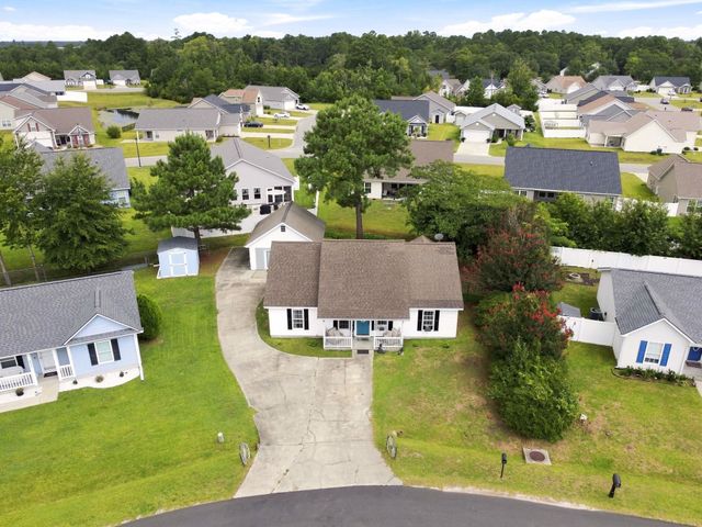 815 Esther Ct., Conway, SC 29526