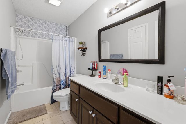 815 Esther Ct., Conway, SC 29526