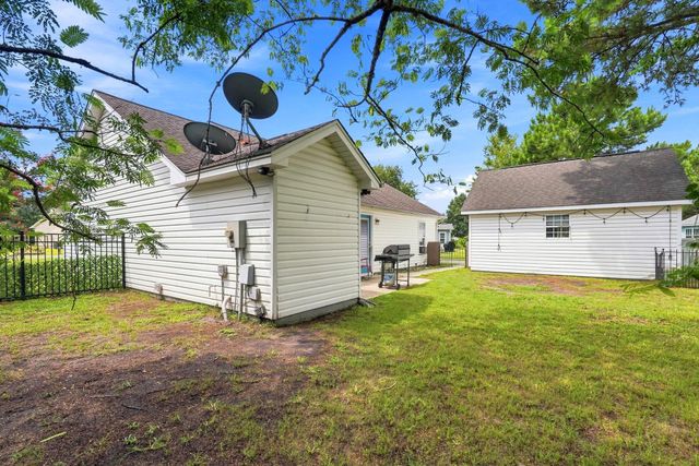 815 Esther Ct., Conway, SC 29526