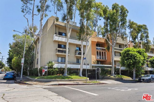 750 N Kings Road 118, West Hollywood, CA 90069