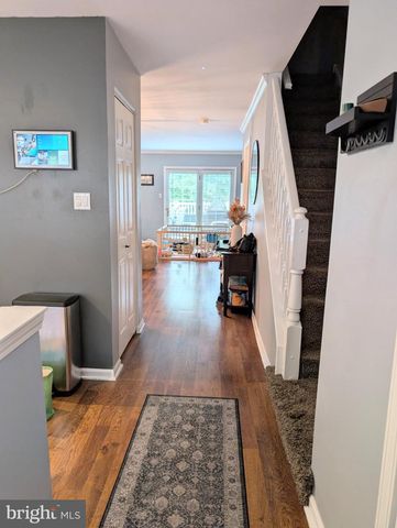 552 APPLEWOOD CT, Upper Chichester, PA 19014